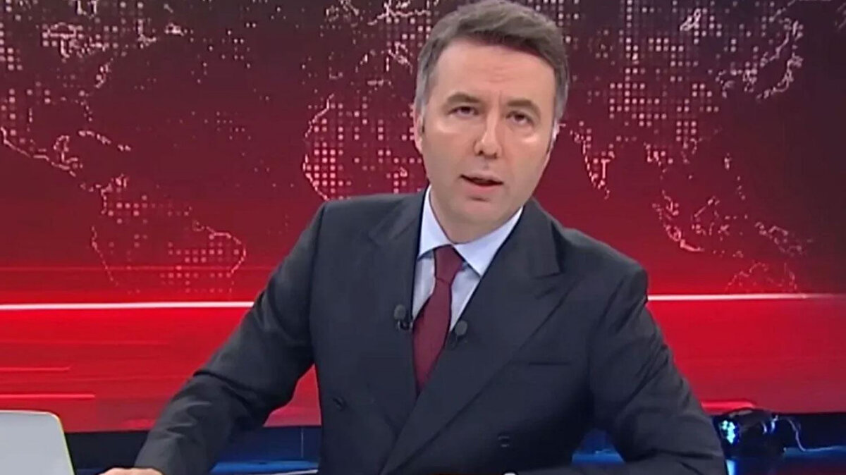 Uyuşturucu soruşturması genişliyor<br><br>İstanbul Cumhuriyet Başsavcılığı tarafından yürütülen ünlülere yönelik uyuşturucu soruşturması kamuoyunda geniş yankı uyandırdı. Soruşturma kapsamında gazeteci Mehmet Akif Ersoy’un da aralarında bulunduğu isimler tutuklanarak cezaevine gönderildi.