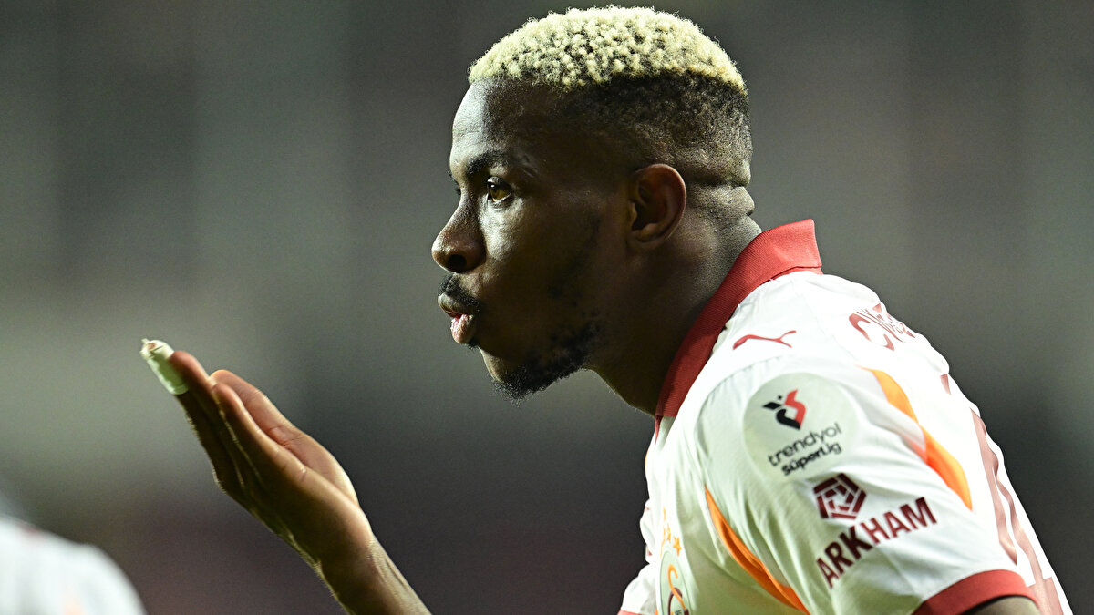 Victor Osimhen: 6 gol 