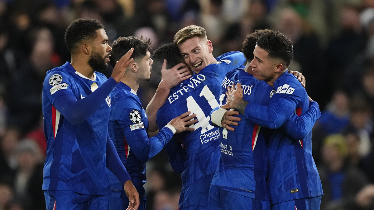 Chelsea: 7.77% (10 puan)<br>