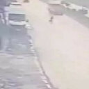 Adana'da köpekten kaçarken minibüsün çarptığı çocuk öldü