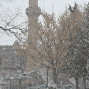 Aksaray’da şehir merkezine yılın ilk karı yağdı