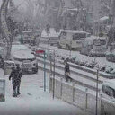 Hakkari’de lapa lapa kar yağışı: 92 yerleşim yerinin yolu kapandı