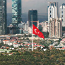 Bayraklar Gazze için yarıda