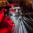 Çaldığı hafriyat kamyonu ile dehşet saçtı: 14 aracı ezip iki polisi ağır yaraladı