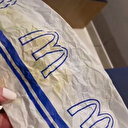 McDonald's işgalci İsrail'in renklerine büründü
