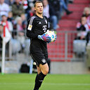 Neuer sahalara döndü