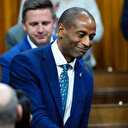 Le Parlement canadien élit Greg Fergus, premier Président noir