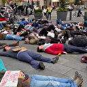 Amerikalı doktorlardan Gazze protestosu: "Soykırımı durdurun" diyerek yere yattılar