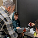 Üsküdar'da esnaf Starbucks'ı böyle boykot etti: Ben çalmasam başkası çalacak