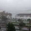 Zonguldak'ta karaya oturan yük gemisi ikiye bölündü