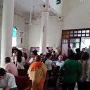 Les bombardements israéliens pendant la messe à l'église catholique de Gaza ont suscité la peur parmi les fidèles