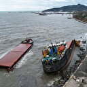 Zonguldak'ta etkili olan fırtına kuru yük gemisini ikiye böldü