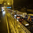 D100’de kar çilesi: Saatlerce mahsur kaldılar