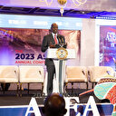 Le Kenya est prêt à privatiser 35 entreprises d'Etat, annonce le président