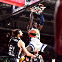 Fenerbahçe Beko THY EuroLeague'in 10. haftasında Bologna'ya 87-79 mağlup oldu: Başantrenör Dimitris Itoudis oyundan atıldı