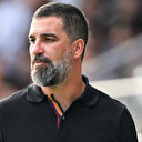 Ünlü futbolcuların dolandırıldığı olayda Arda Turan ve Seçil Erzan arasındaki yazışmalar ortaya çıktı: Yerin dibine girdim