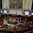 France / Loi immigration: l’examen de l’article 3 sur les régularisations dans les "métiers en tension" reporté