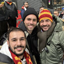 Galatasaray'ın eski yıldızı takımını desteklemek için tribüne geldi