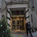 Une année euphorique se termine pour Wall Street, 2024 plus incertain