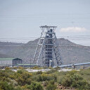 Afrique du Sud: blocage souterrain et manifestation dans deux mines