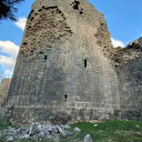 Diyarbakır'daki tarihi surlar depremde hasar aldı