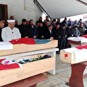 Bir aile yok oldu, tabutları yan yana dizildi