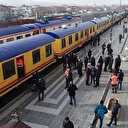 TCDD ücretsiz tren seferleri ile depremzedeleri güvenli bölgelere tahliye ediyor