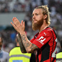 Simon Kjaer'den depremzedeler için forma desteği