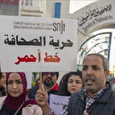 Tunisie: des dizaines de journalistes manifestent contre le "musellement des médias"