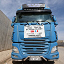 Une jeune Française se rend en Türkiye au volant d'un camion d'aide aux victimes des tremblements de terre