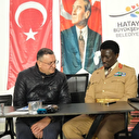 CHP'li Lütfü Savaş'ın 'Afrika Prensi' diye paylaştığı kişi gece kulübü işletmecisi çıktı