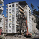 
Diyarbakır’da acil yıkım kararı verilen binaların yıkımına başlandı