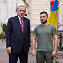 Erdogan et Zelensky discutent des séismes en Türkiye et de la guerre en Ukraine
