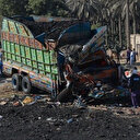 Pakistan'da yolcu otobüsü ile kamyonet çarpıştı: 13 kişi hayatını kaybetti