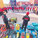 Hayat kurtaran malzemeler: İHH, 6 bin arama kurtarma ve yardım gönüllüsü ile öne çıktı