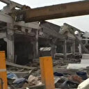 Kahramanmaraş'ta depremde hasar gören fabrika çöktü: Ölü ve yaralılar var