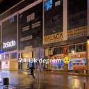 Hatay'da gençlerin 7,7 büyüklüğündeki depreme yakalandığı anlar