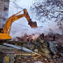 Osmaniye'de depremden yıkılan 9 katlı binada yangın çıktı