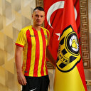 Deprem sırasında balkondan atladı hastaneye kaldırıldı