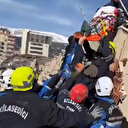 Séismes/Türkiye: 5 personnes, dont 3 enfants, secourues des décombres