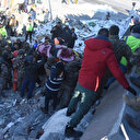 'Köpük' tepki verdi: 77 saat sonra 20 saatlik çalışmayla enkazdaki kadın kurtarıldı