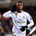 Vinicius'a karşı ırkçılık yapan taraftara men cezası