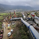 Au moins 32 morts dans la collision de deux trains dans le nord de la Grèce 
