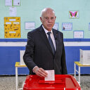 Tunisie: le président Saïed décide de dissoudre tous les conseils municipaux