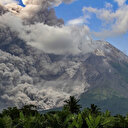 Indonésie: des villages recouverts de cendres après une éruption du volcan Merapi