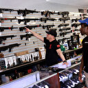 Biden prend de nouvelles mesures régulant à la marge les armes à feu