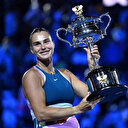 Indian Wells: Rybakina écrase Swiatek et défiera Sabalenka en finale