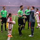 Orkun Kökçü Türk bayraklı pazubandı takmayı reddeden Tadic'e cevabı sahada verdi