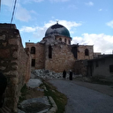 Esed güçleri hedef aldıkları camiyi topçu atışlarıyla yıktı