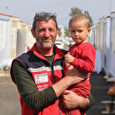 Depremde 27 akrabasını kaybetti: Acısına rağmen görevini bırakmadı